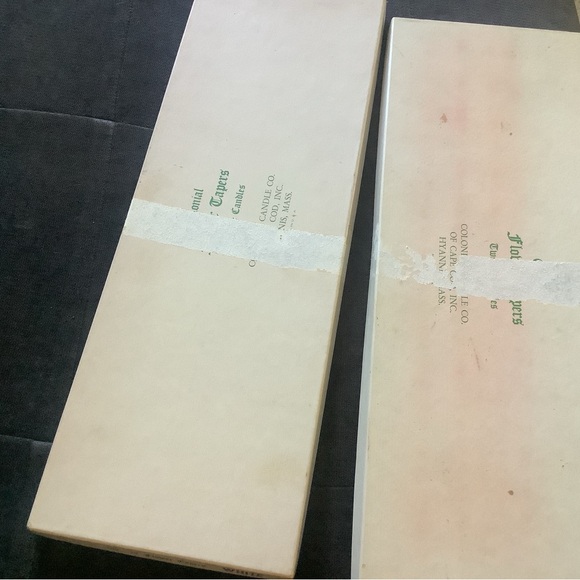 12 Vintage Colonial Flower Tapers 15" Candles White & Other USA Cape Cod 2 Boxes - Picture 6 of 7